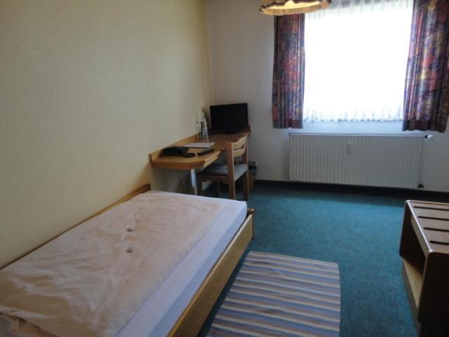 Hotel Landgasthof Traube Heidenheim Zimmer foto